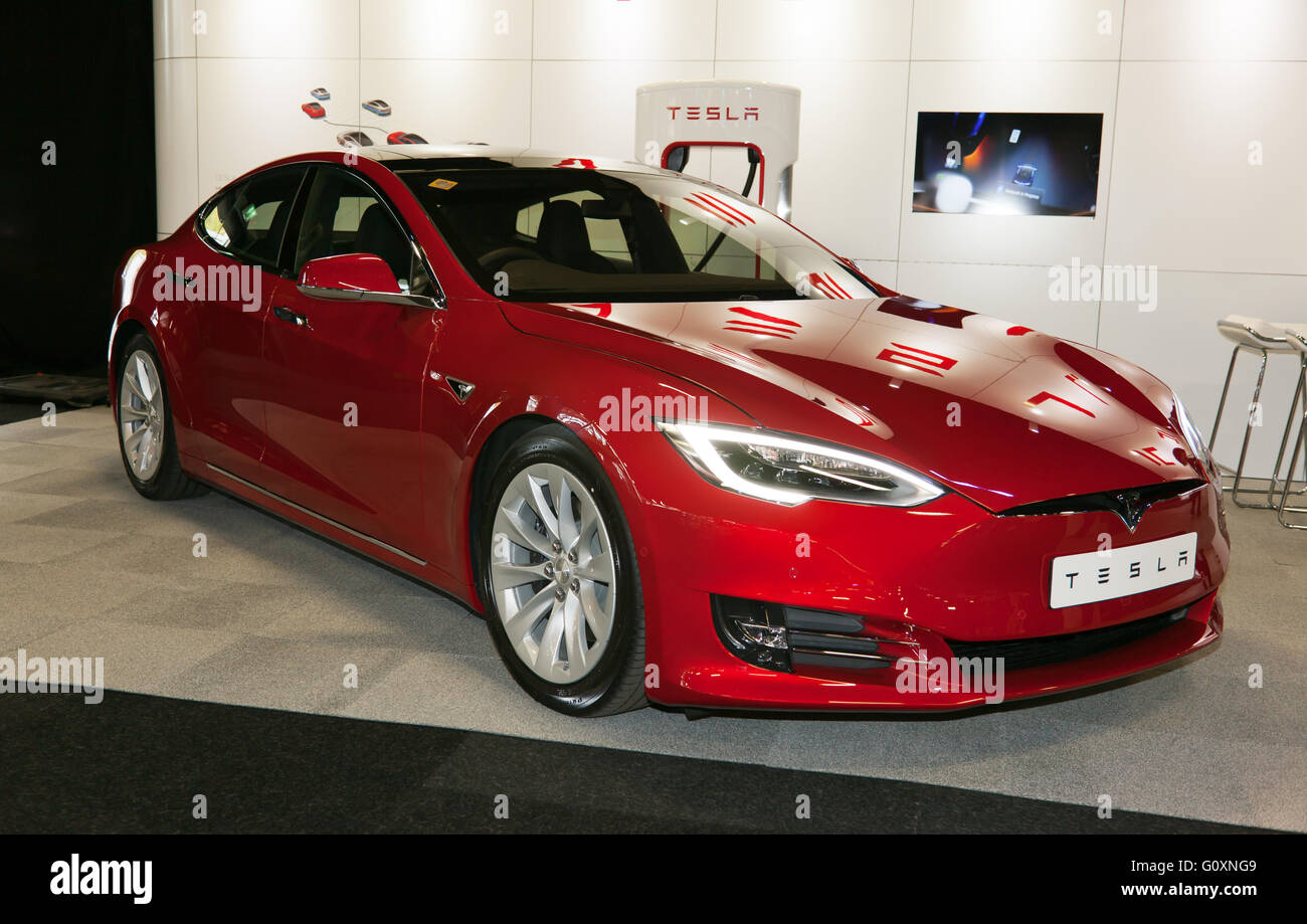 Tesla Model S, in mostra statica al 2016 London Motor Show Foto Stock