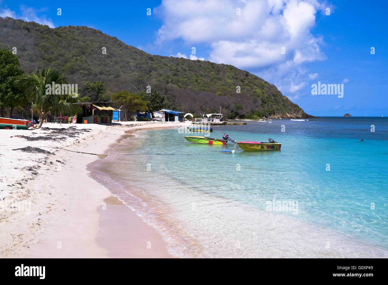 dh Mayreau isola ST VINCENT CARIBBEAN Saltwhistle Bay Saint Vincent e Grenadines sale fischietto spiaggia a vento Foto Stock
