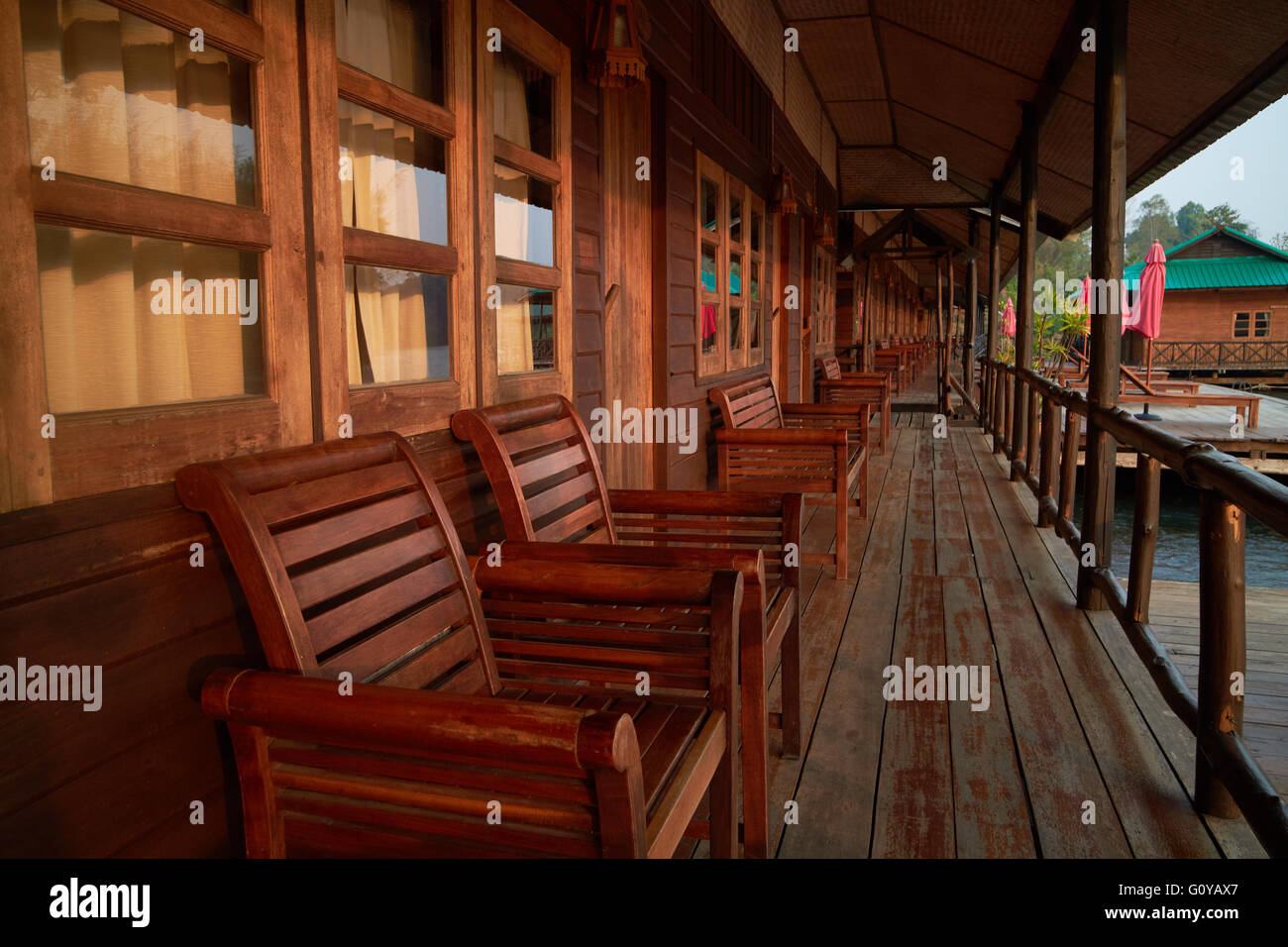 Casa sull'acqua in Thailandia Foto Stock