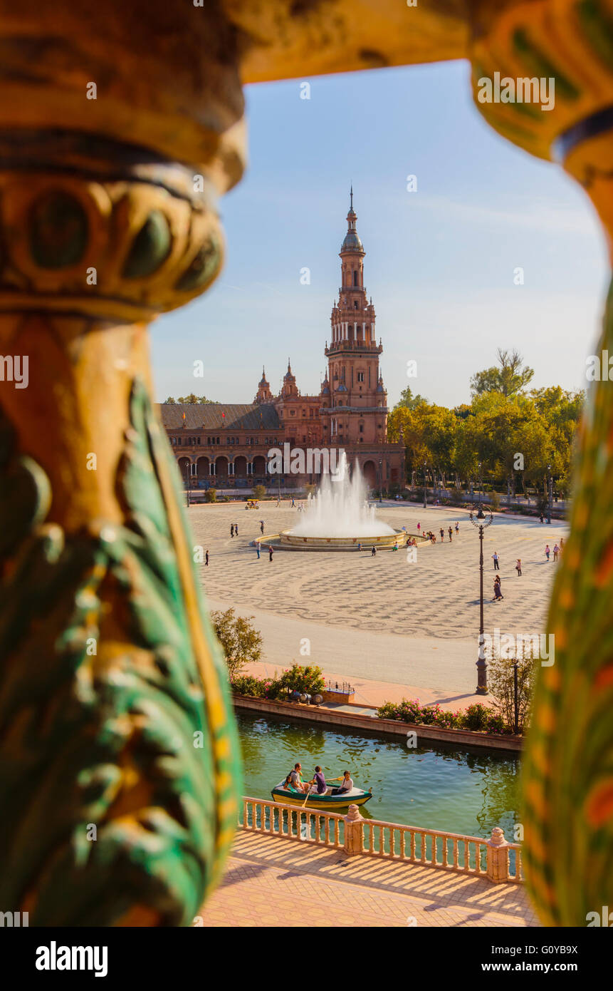 Siviglia, provincia di Siviglia, in Andalusia Spagna meridionale. Plaza de España. Foto Stock