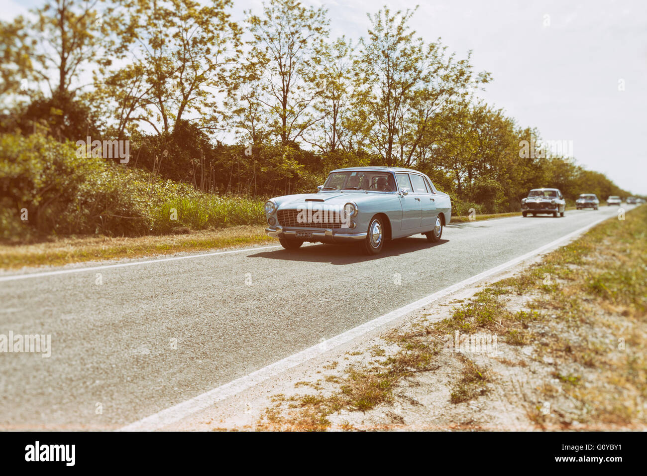 Chioggia, Italia - 30 Aprile 2016: Italiano auto d'epoca sfilano per le strade intorno a Chioggia in Italia Foto Stock