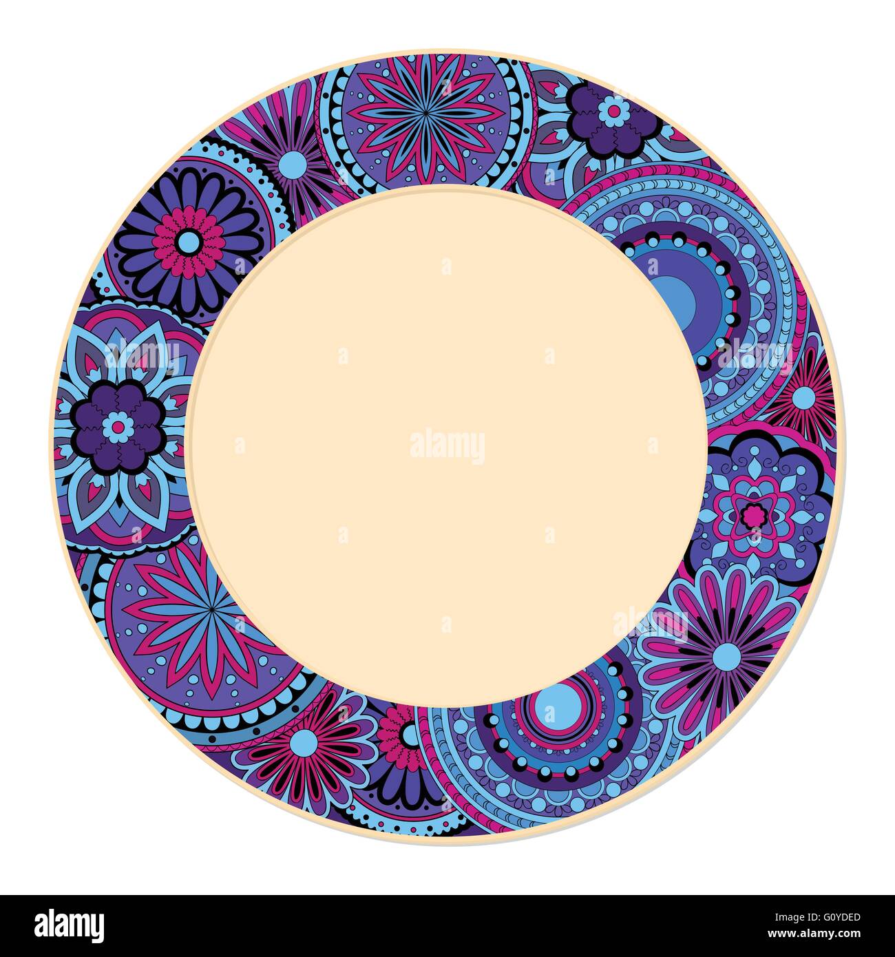 Disegnata a mano colorato decorato piattino in stile Boho con i mandala. isolato sul bianco. template per la decorazione dei piatti, piastre Illustrazione Vettoriale