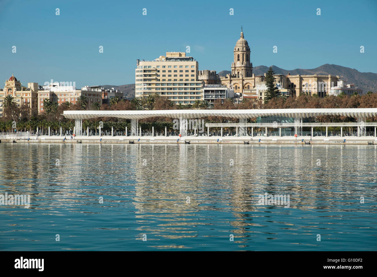 Málaga, vista dal porto Foto Stock