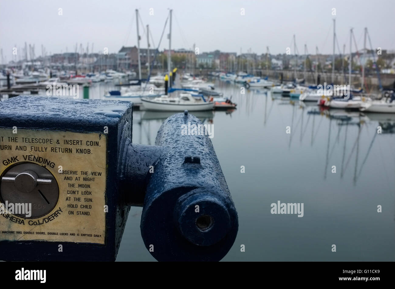 Bangor, Irlanda del Nord, Regno Unito. Il 7 maggio 2016. Regno Unito: meteo sordo di giorno con la pioggerella nella contea di Down cittadina sul mare. Con vista sulla Marina. Credito: J Orr/Alamy Live News Foto Stock