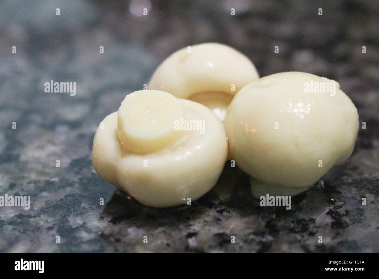 Carapicuiba, SP - 05/07/2016: fungo è andato meno Prezzo - prezzo a fungo decapati modificato da 0,57% a partire da gennaio 2007 ad aprile 2016, secondo i dati dell'indice dei prezzi al consumo (IPCA). (Foto: R?mullo Dawid / FotoArena) Foto Stock