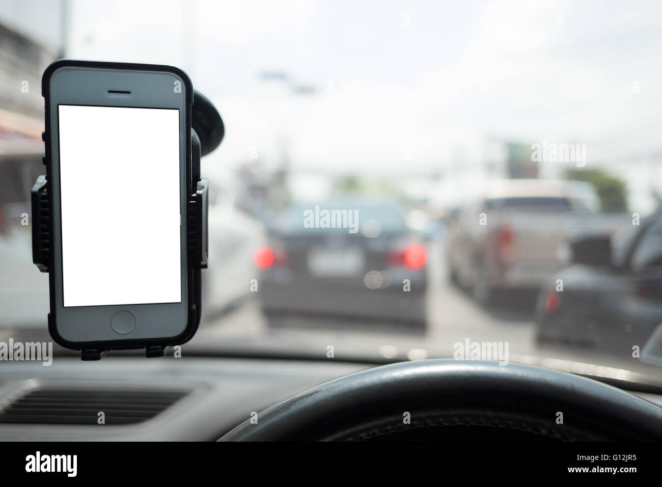 Smartphone in un auto utilizzare per navigare Foto Stock