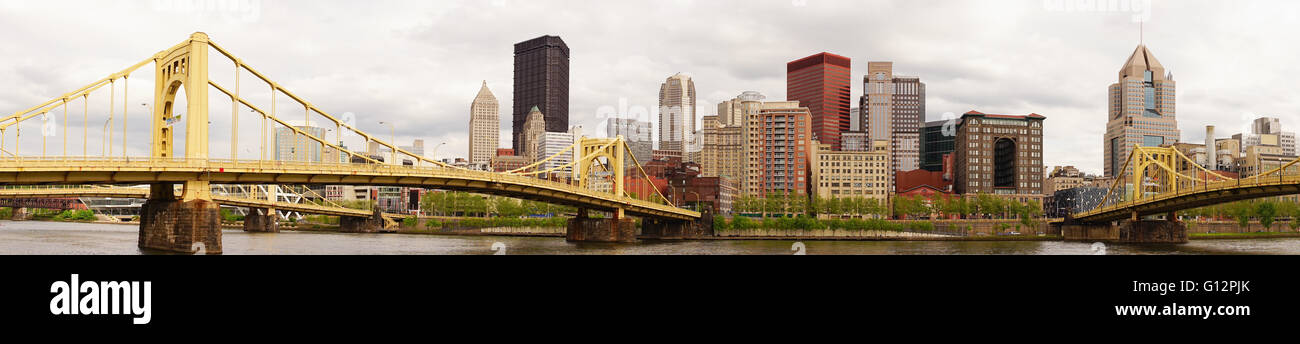Pittsburgh Pennsylvania Downtown skyline della Città di Fiume Allegeny Foto Stock