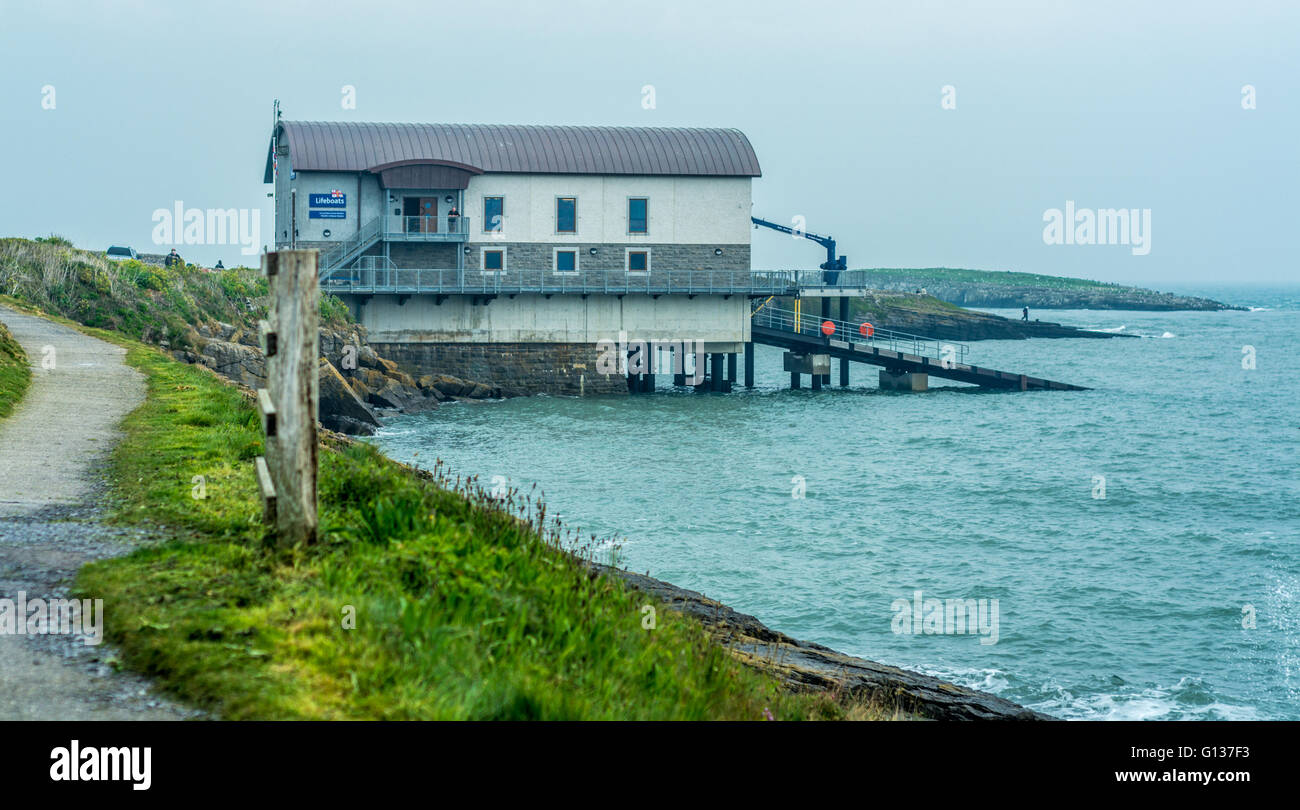 La scialuppa di salvataggio house un Moelfre su Anglesey Foto Stock