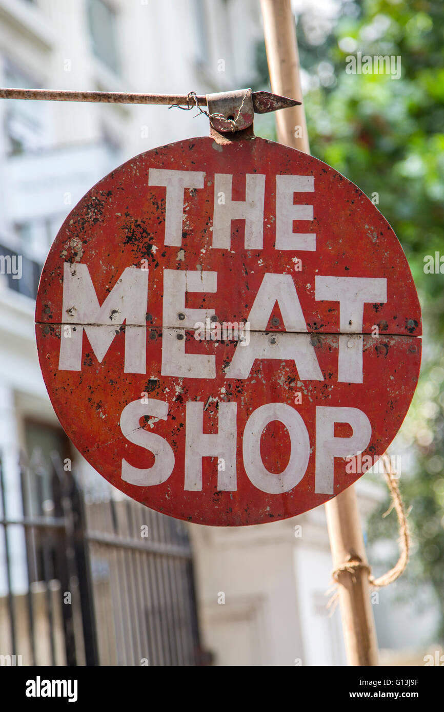 Negozio di carne sign in Mumbai in India Foto Stock