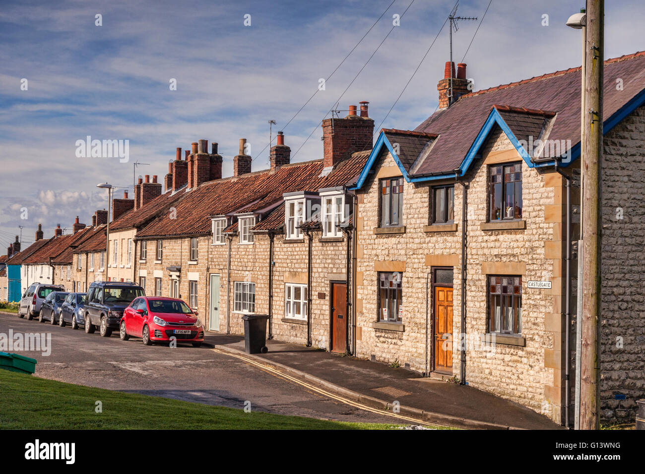 Fila di case a schiera in Castlegate, Pickering, North Yorkshire, Inghilterra, Regno Unito Foto Stock