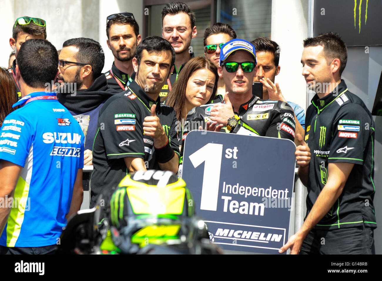 Le Mans, Francia. 08 Maggio, 2016. 08.05.2016. Le Mans, Francia. Gara MotoGP giorno.Pol Espargaro (Monster Yamaha Tech3). Credito: Gaetano Piazzolla/Pacific Press/Alamy Live News Foto Stock