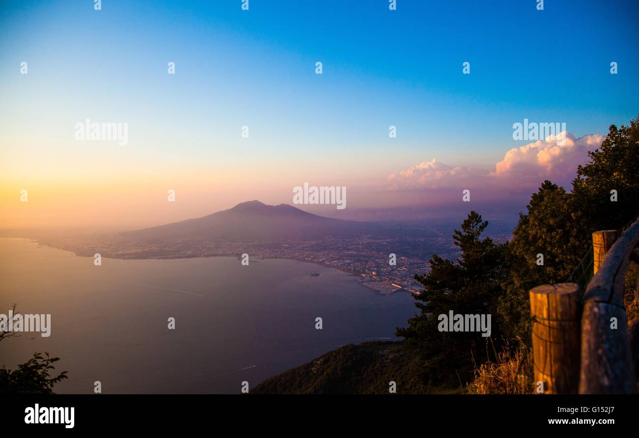Sunset, il Vesuvio, provincia di Napoli, campania, Italy Foto Stock