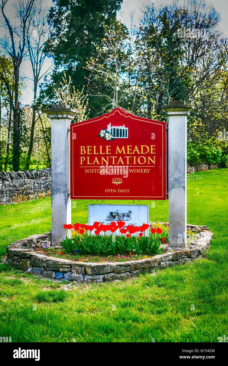 Segno di benvenuto all'ingresso della Belle Meade Plantation appena al di fuori di Nashville in Tennessee Foto Stock