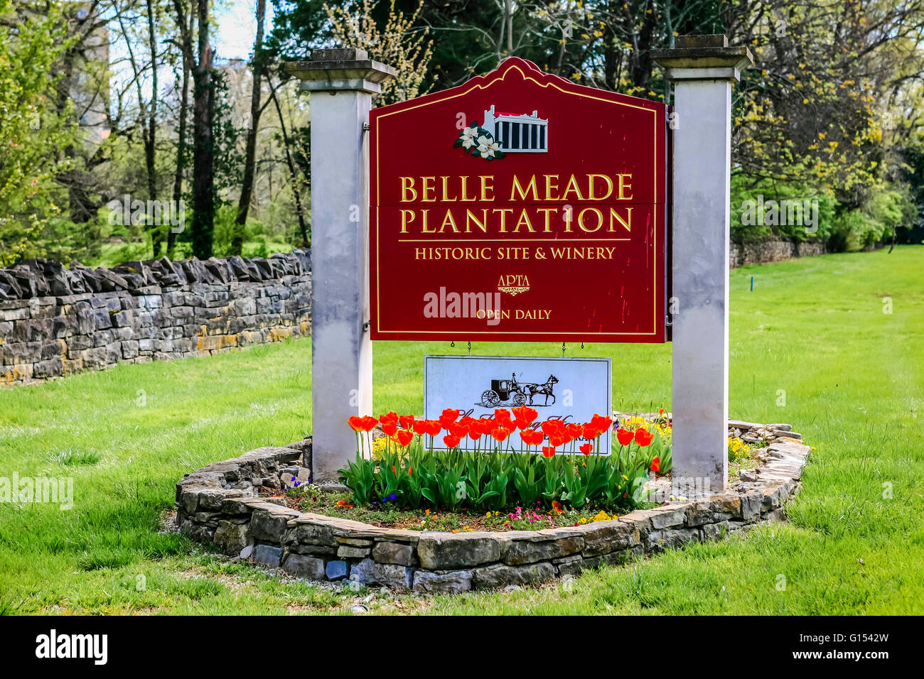 Segno di benvenuto all'ingresso della Belle Meade Plantation appena al di fuori di Nashville in Tennessee Foto Stock