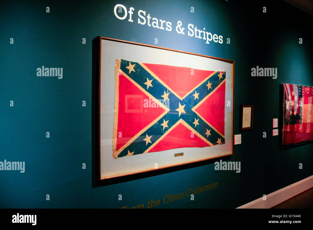 Battaglia confederati bandiera recuperato dal campo di battaglia di Gettysburg nel luglio 3, 1863 in mostra presso il museo di Clarksville TN Foto Stock