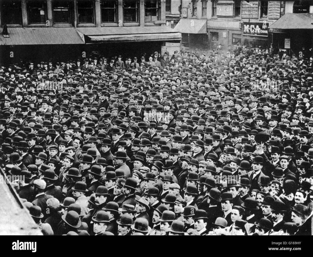 Il primo emendamento della Costituzione degli Stati Uniti consente specificatamente le dimostrazioni pacifiche e la libertà di riunione come parte di una misura volta a facilitare il ricorso di tali rimostranze. Le dimostrazioni possono essere utilizzate per mostrare un punto di vista (o positiv Foto Stock