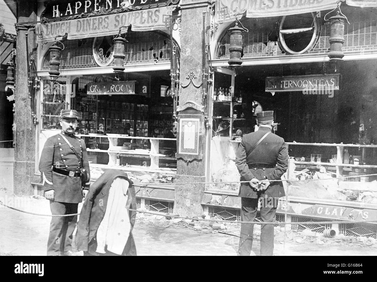 Appenrodt's restaurant, che era di proprietà di H. Apptenrodt sul Boulevard des Italiens a Parigi, Francia. Il ristorante è stato attaccato da una folla di francese che pensavano che il proprietario era un cittadino tedesco, durante i primi giorni di guerra mondiale I. Anti-German sentimento ( Foto Stock