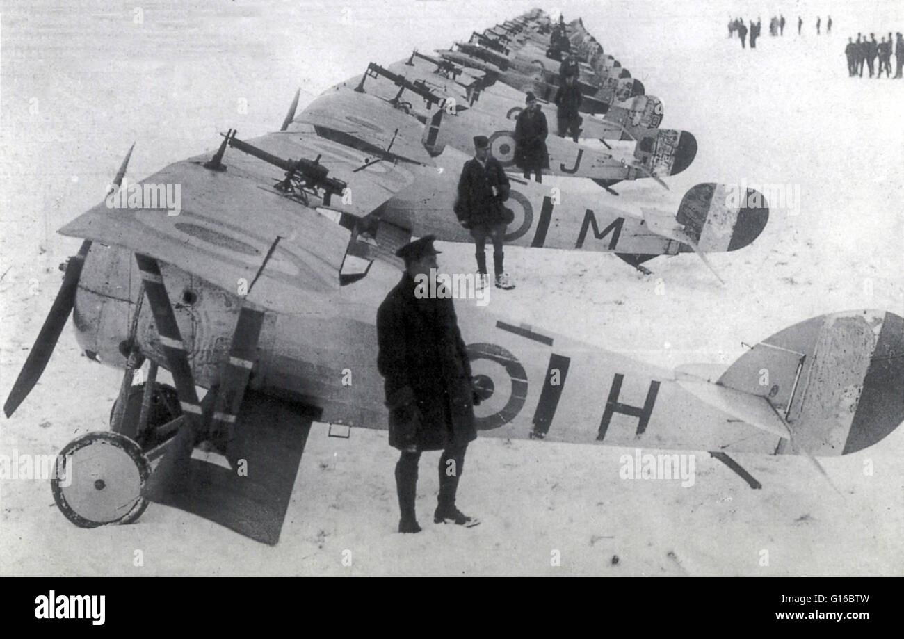 No. 1 (F) Squadron è uno squadrone della Royal Air Force. Lo squadrone motto, in omnibus princeps ("primo in tutte le cose" riflette lo squadrone lo status di RAF più antichi della unità, essendo stato coinvolto in quasi tutti i maggiori britannico operazione militare da WWI Foto Stock