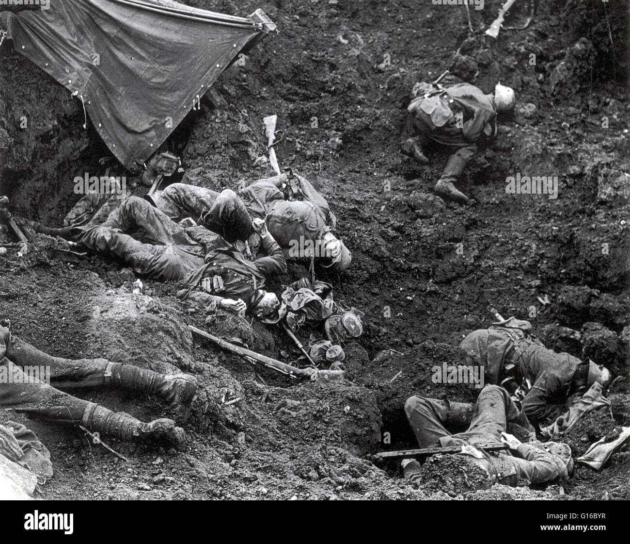 La battaglia di Passchendaele è stata una campagna della prima guerra mondiale combattuta dai britannici e i loro alleati contro l'impero tedesco. La battaglia ha avuto luogo sul fronte occidentale, tra luglio e novembre 1917, per il controllo delle creste a sud e a est della città belga o Foto Stock