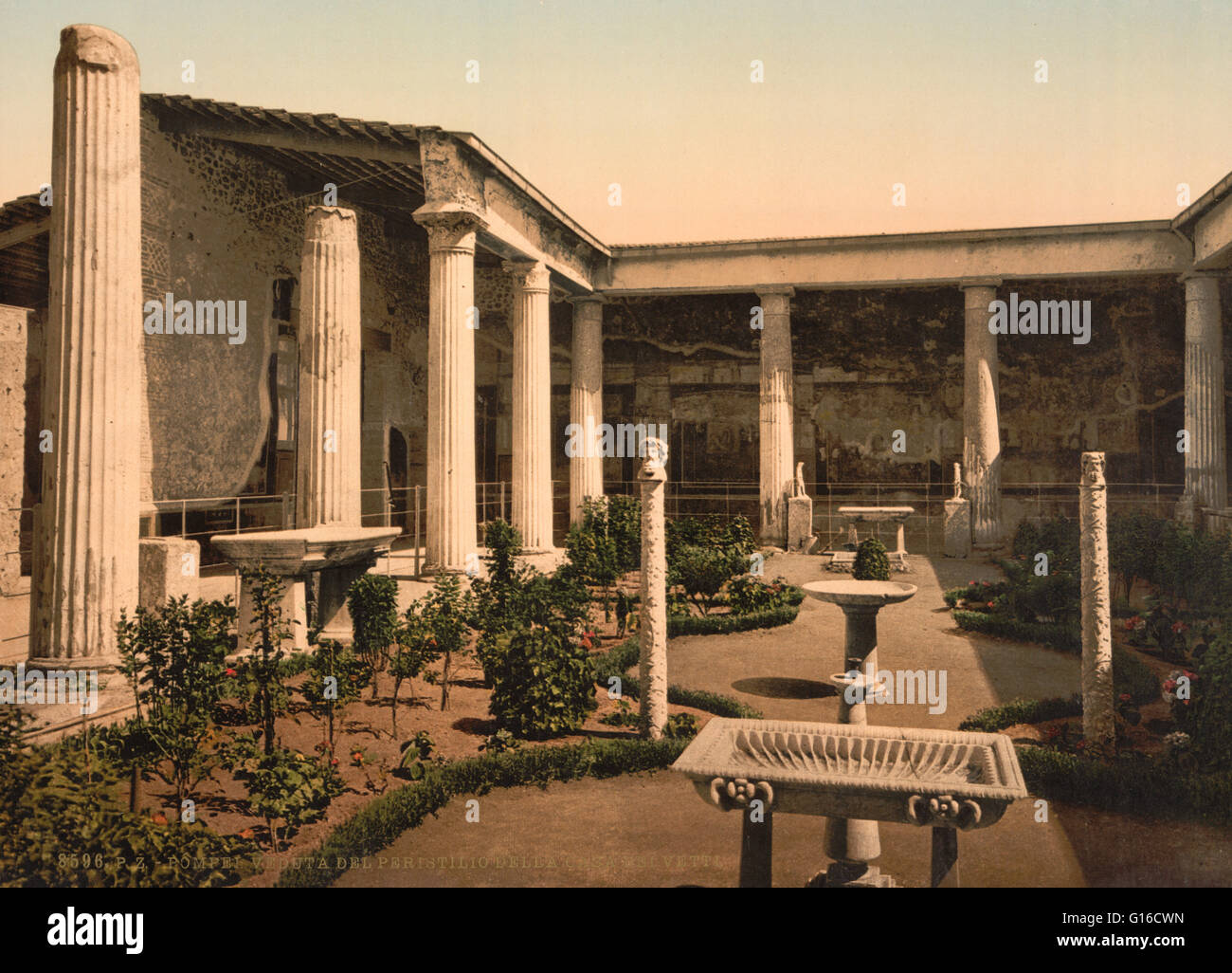 La città di Pompei era una città romana antica città moderna vicino a Napoli nella regione italiana della Campania. Pompei, insieme a Ercolano e molte ville nella zona circostante, fu in gran parte distrutto e sepolto sotto 13 a 20 metri di cenere e pomice in ERU Foto Stock