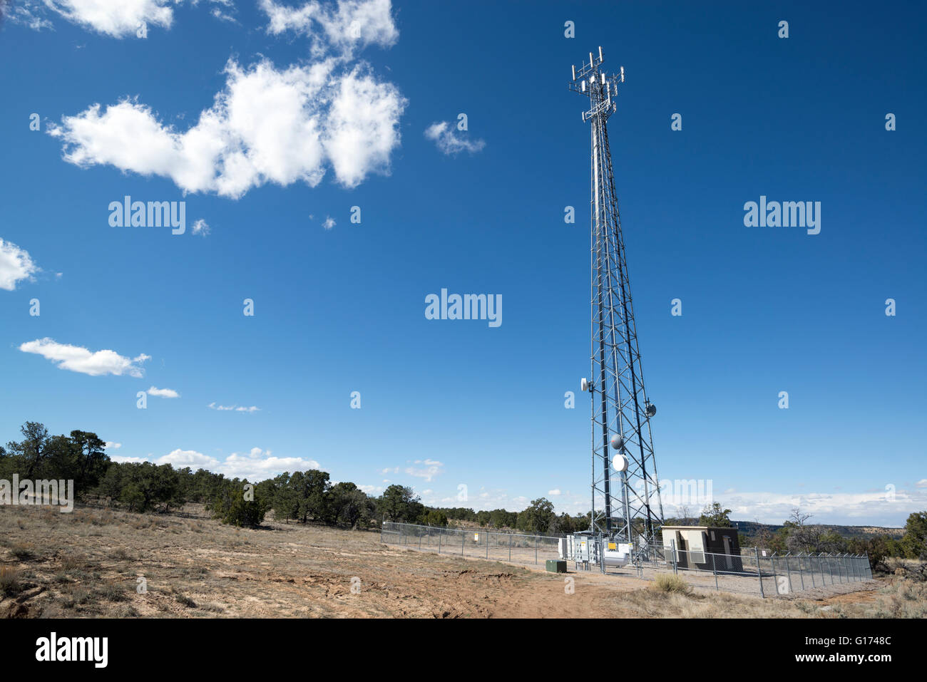 Torre cellulare sulla Continental Divide in New Mexico. Foto Stock