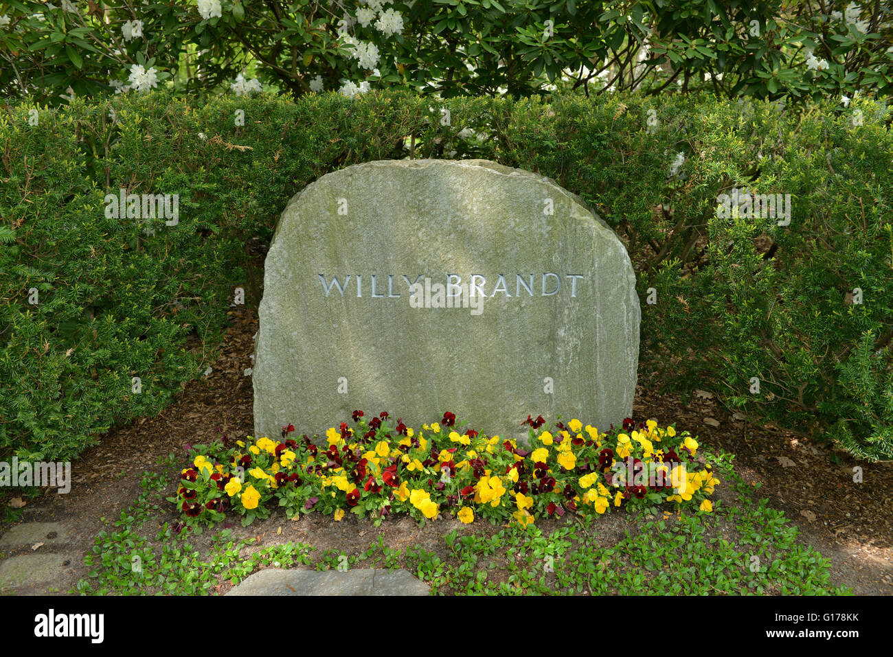 Grab Willy Brandt, Waldfriedhof, Potsdamer Chaussee, Zehlendorf, Berlino, Deutschland Foto Stock