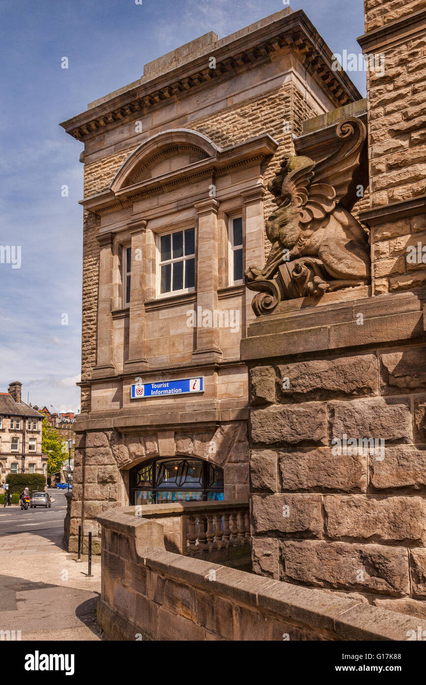 Ufficio informazioni turistiche, Harrogate, North Yorkshire, Inghilterra, Regno Unito Foto Stock
