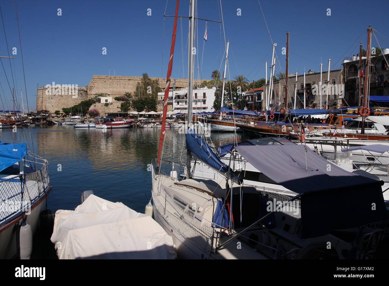 Kyrenia porto, la parte settentrionale di Cipro Foto Stock