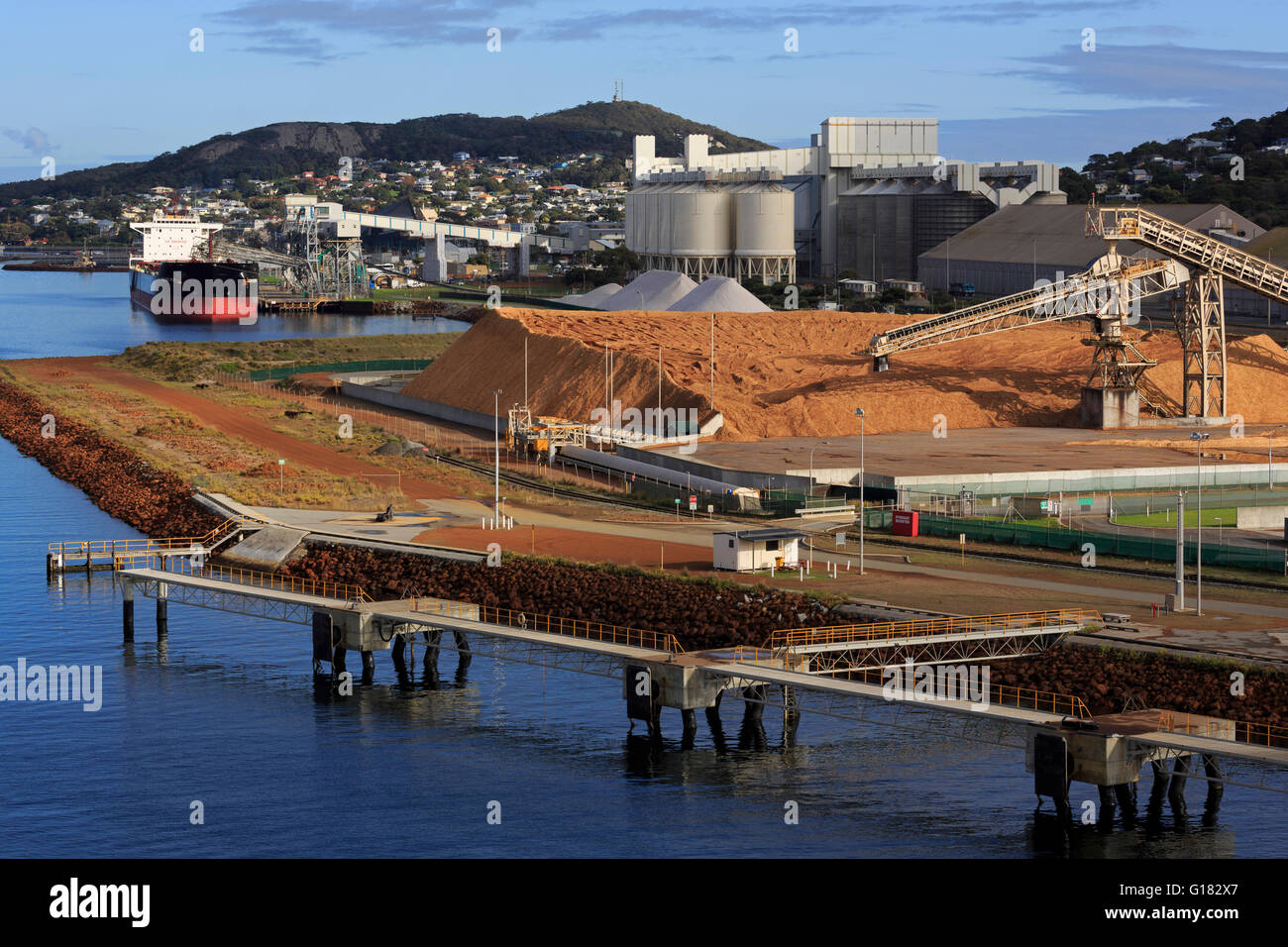 Trucioli di legno su Wharf,Albany porta, Australia occidentale Foto Stock