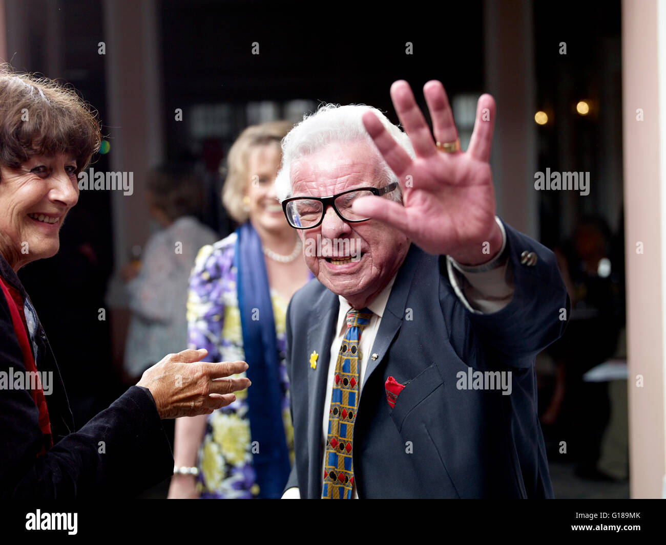 Barry Cryer al oldie pranzo letterario 05-10-16 Foto Stock