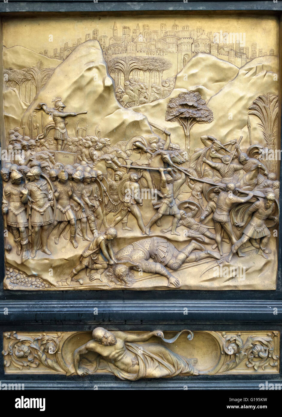 Firenze, Italia. Battistero. Dettaglio delle porte Est (il "Porte del Paradiso", 1425-1452) da Lorenzo Ghiberti mostra Davide che uccide Golia Foto Stock