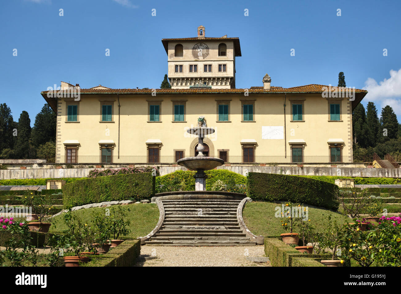 Vicino a Firenze, Italia. La Villa Medicea della Petraia (La Petraia), un castello medievale ricostruito dopo il 1588 da Ferdinando de' Medici Foto Stock