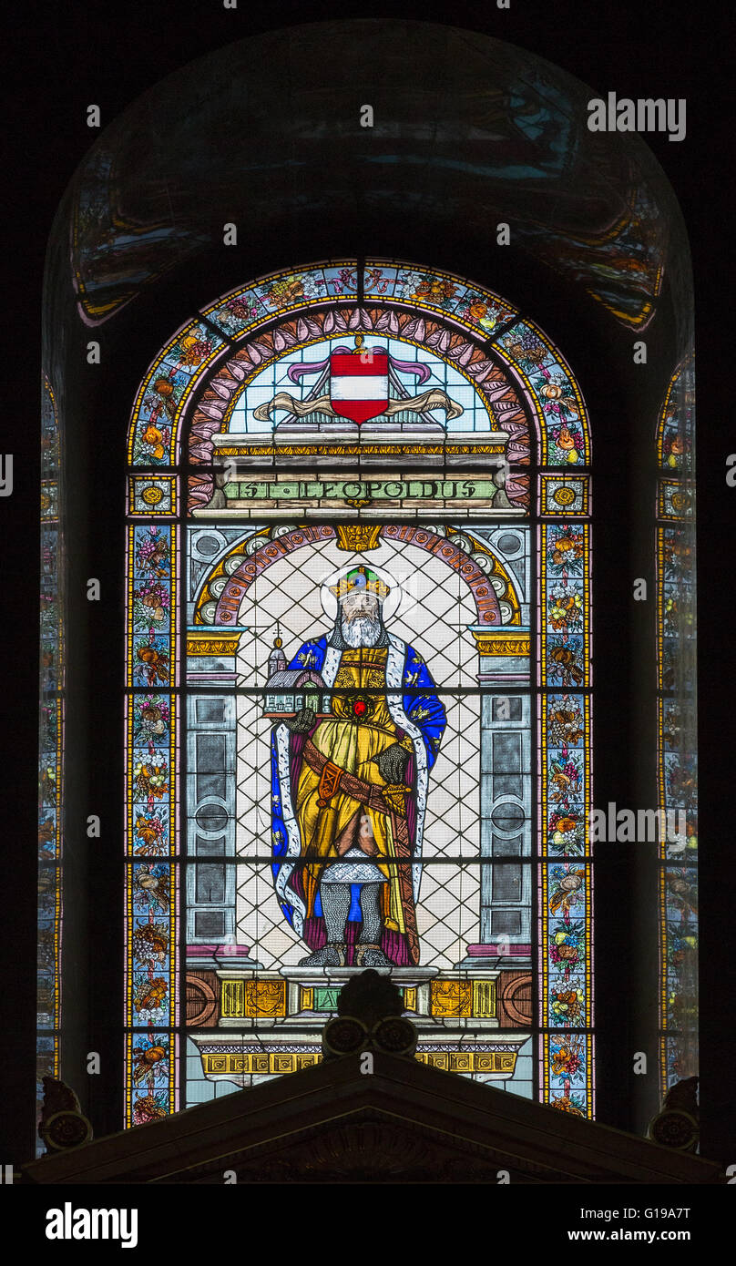 Interno di Saint Stephen Basilica di Budapest, Ungheria. La Basilica è chiamato in onore di Stefano - primo re di Ungheria. Foto Stock