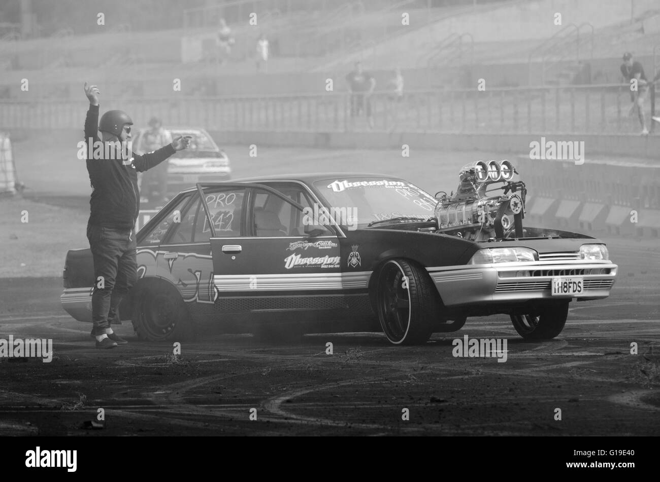 Sydney, Australia. 5 Ottobre, 2015. I driver forniti gli spettatori e giudici il loro miglior burnout durante il 2015 Burnout Maina concorrenza che ha avuto luogo presso la Western Sydney Dragway Internazionale (Sydney Dragway) Foto Stock