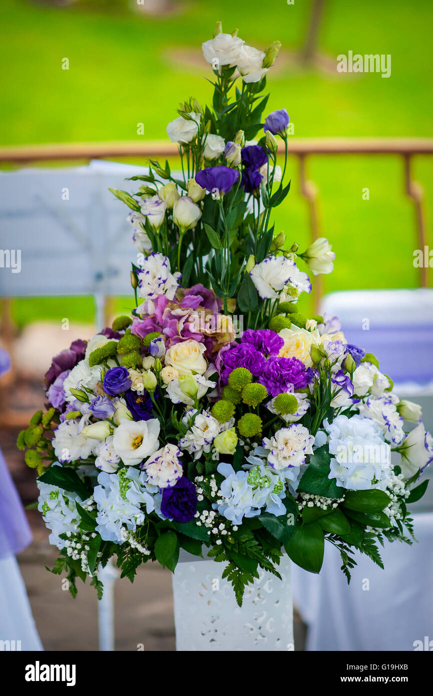 Grandi bouquet di fiori composizione Foto Stock