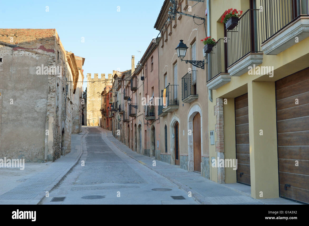 Antica strada della città spagnola Montblanc Foto Stock