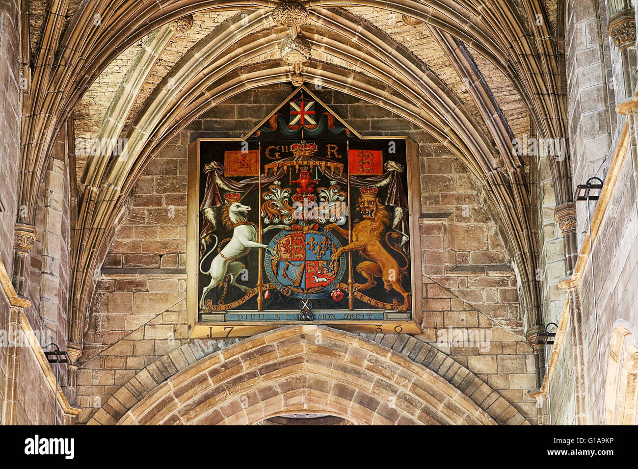 Di nobile famiglia lo stemma di nella Cattedrale di St Giles. Foto Stock
