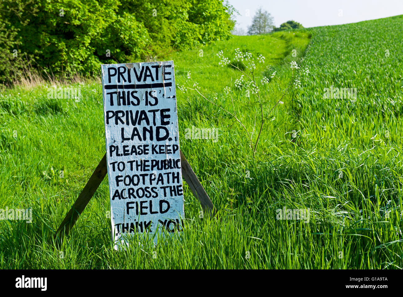 Sign in campo dicendo questo è un terreno privato, England Regno Unito Foto Stock