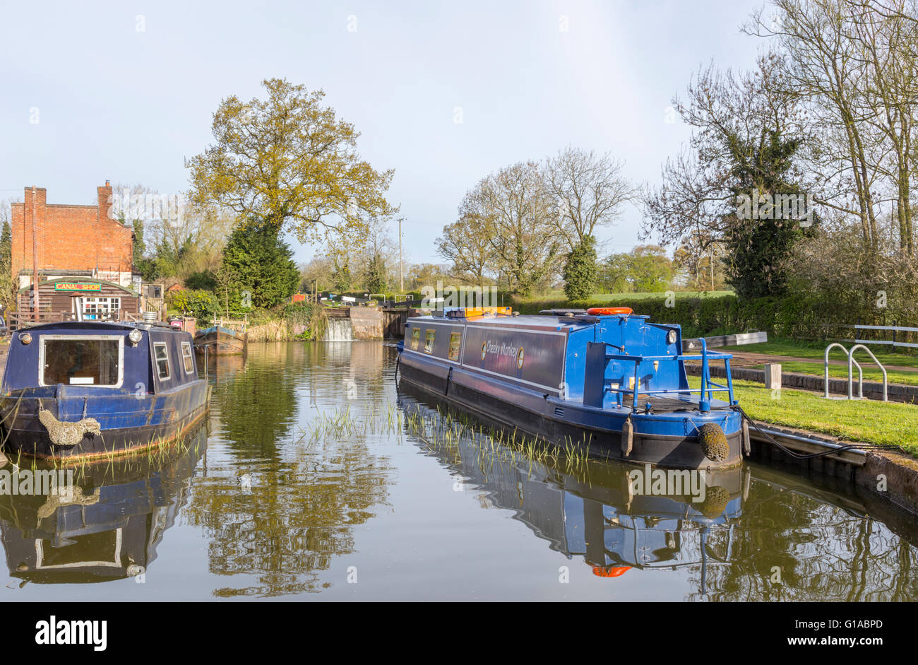La Stratford upon Avon Canal a Lapworth, Warwickshire, Inghilterra, Regno Unito Foto Stock