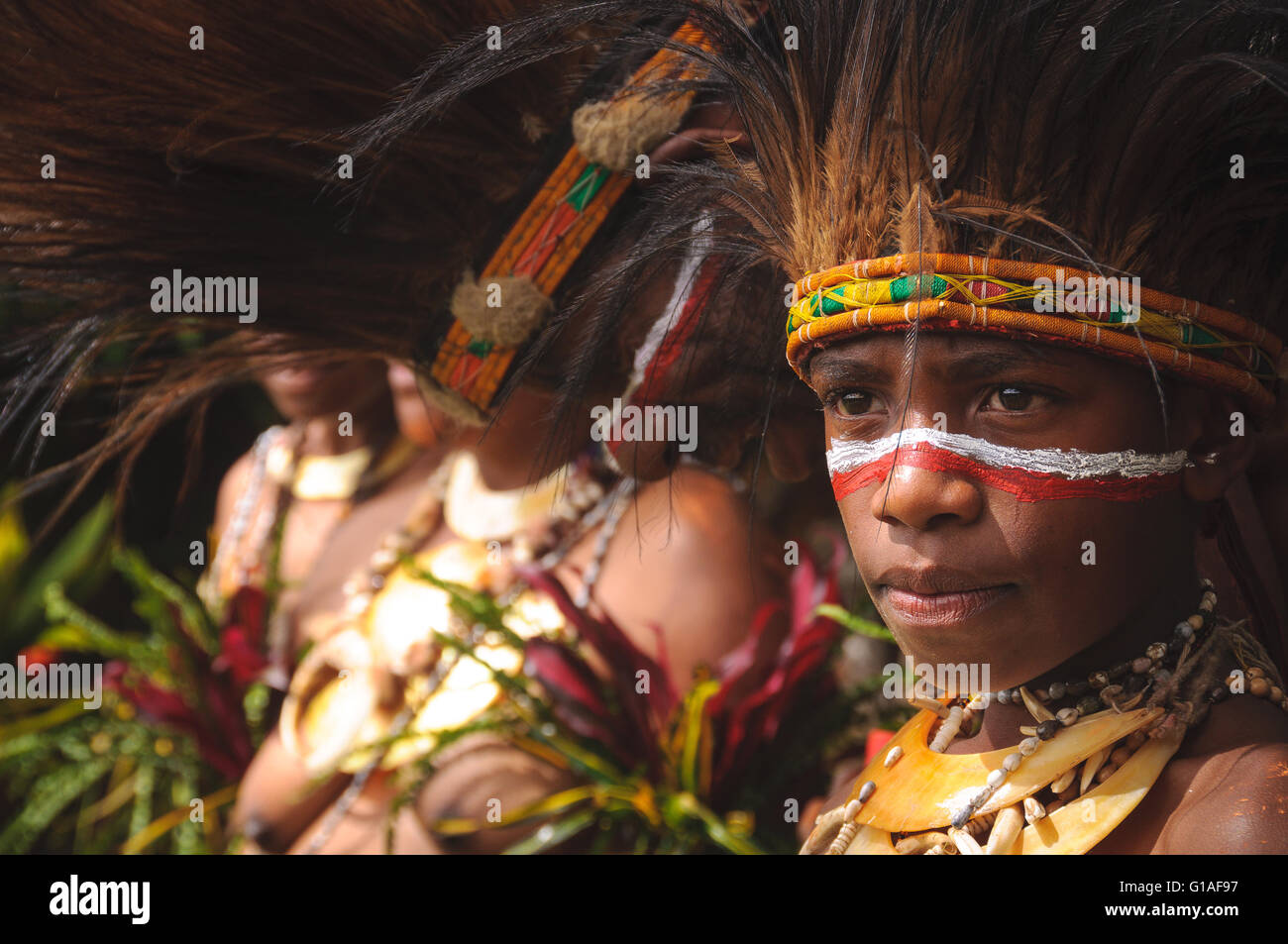 Highlands tribù nel villaggio Piaya, Papua Nuova Guinea Foto Stock