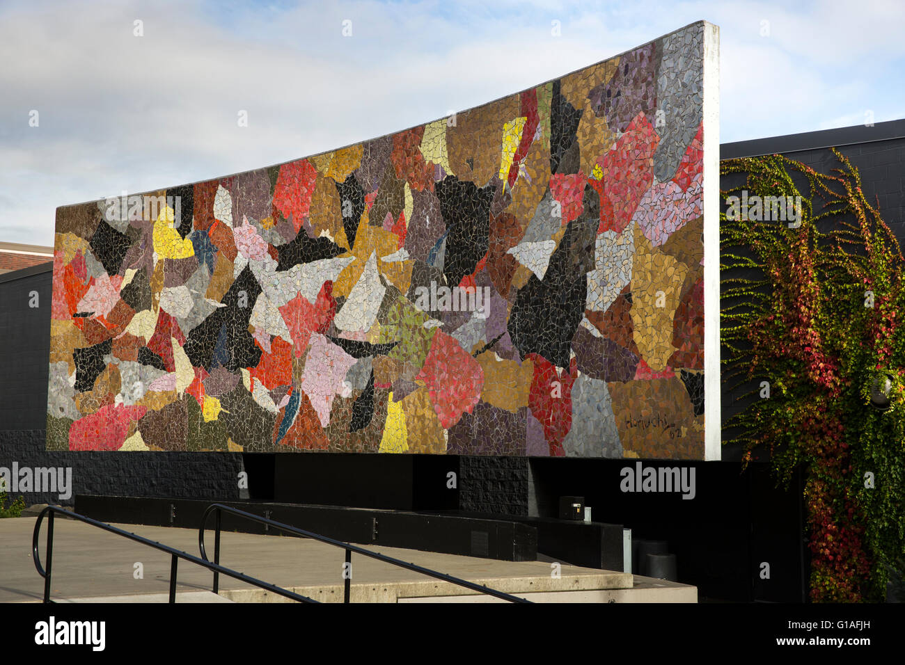 Paolo Horiuchi murale realizzato di vetro veneziano di piastrelle per il 1962 Seattle della fiera del mondo presso il centro di Seattle Foto Stock