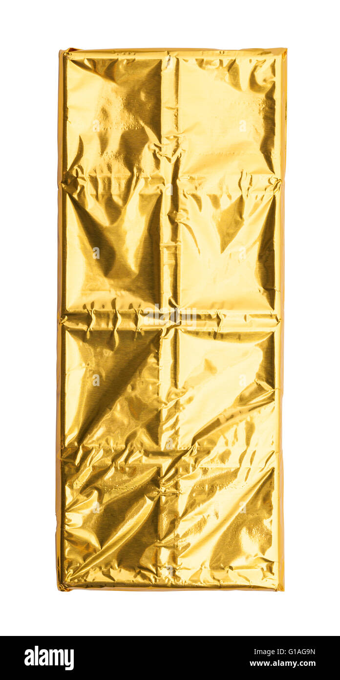 Barra di cioccolato con foglia d'oro isolati su sfondo bianco. Foto Stock