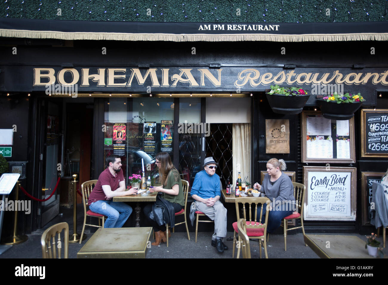 AM:PM Bohemian ristorante, situato all'interno della regine trimestre su superiore Arthur Street, Belfast, Irlanda del Nord, Regno Unito Foto Stock