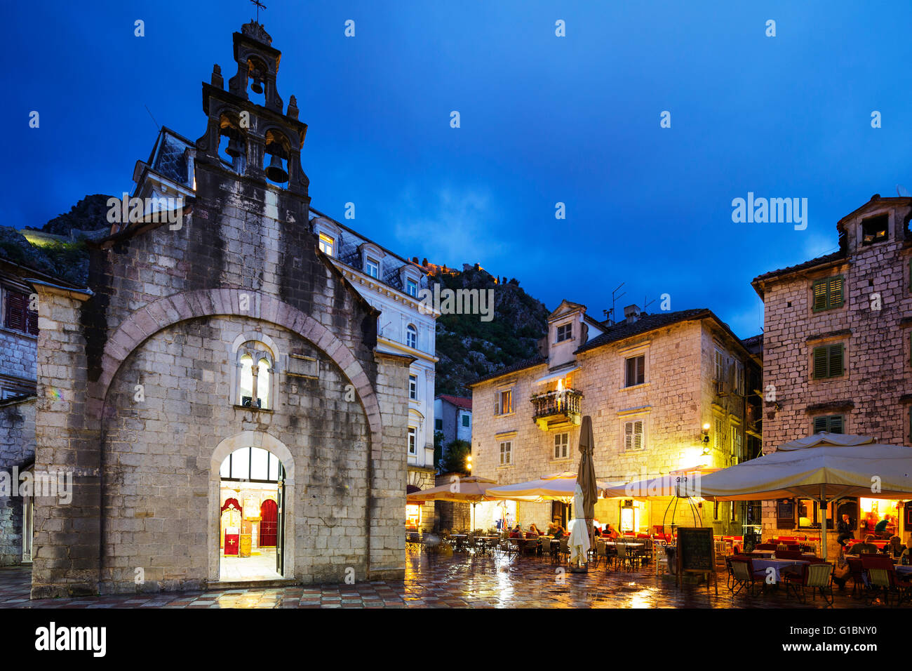 Europa, Balcani, Montenegro Cattaro, la chiesa ortodossa di San Nicola,, sito Unesco Foto Stock