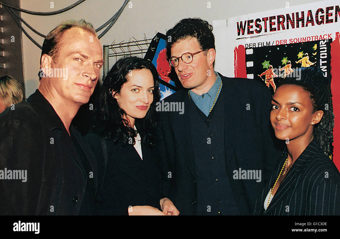 Knaup, Herbert / Natalie Wörner / Roger Willemsen,|Anlass: Premiere von " keine Zeit"||Aufgenommen in: Amburgo| Foto Stock