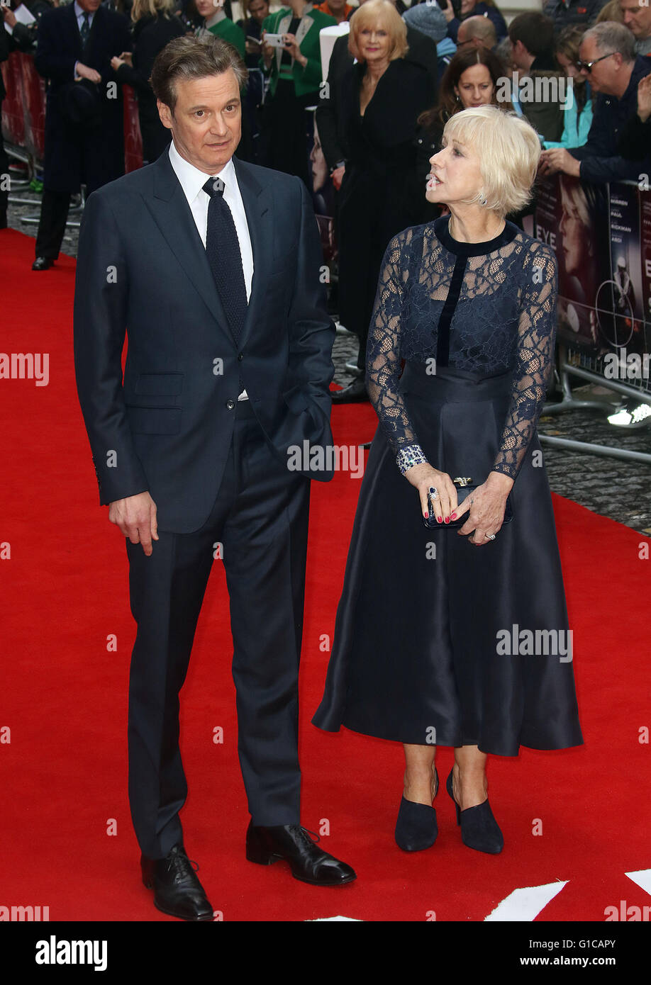 Aprile 11, 2016 - Colin Firth e Dame Helen Mirren frequentando l'occhio nel cielo UK Premiere a Curzon, Mayfair di Londra, Regno Unito. Foto Stock