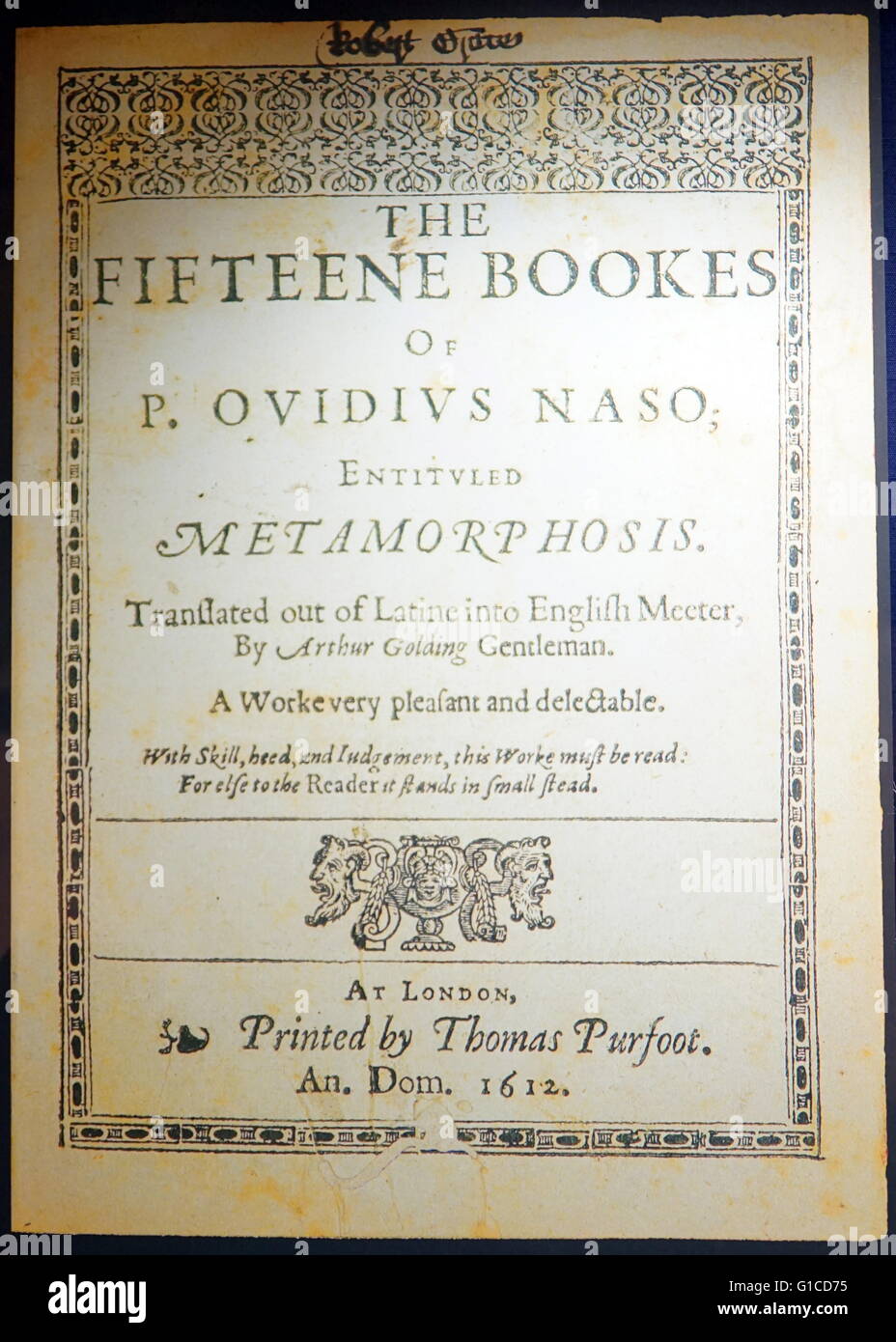 Titolo pagina dal Fifteene Bookes di P. Ovidius Naso; intitolato Metamorphosis. Risalenti al XVII secolo Foto Stock