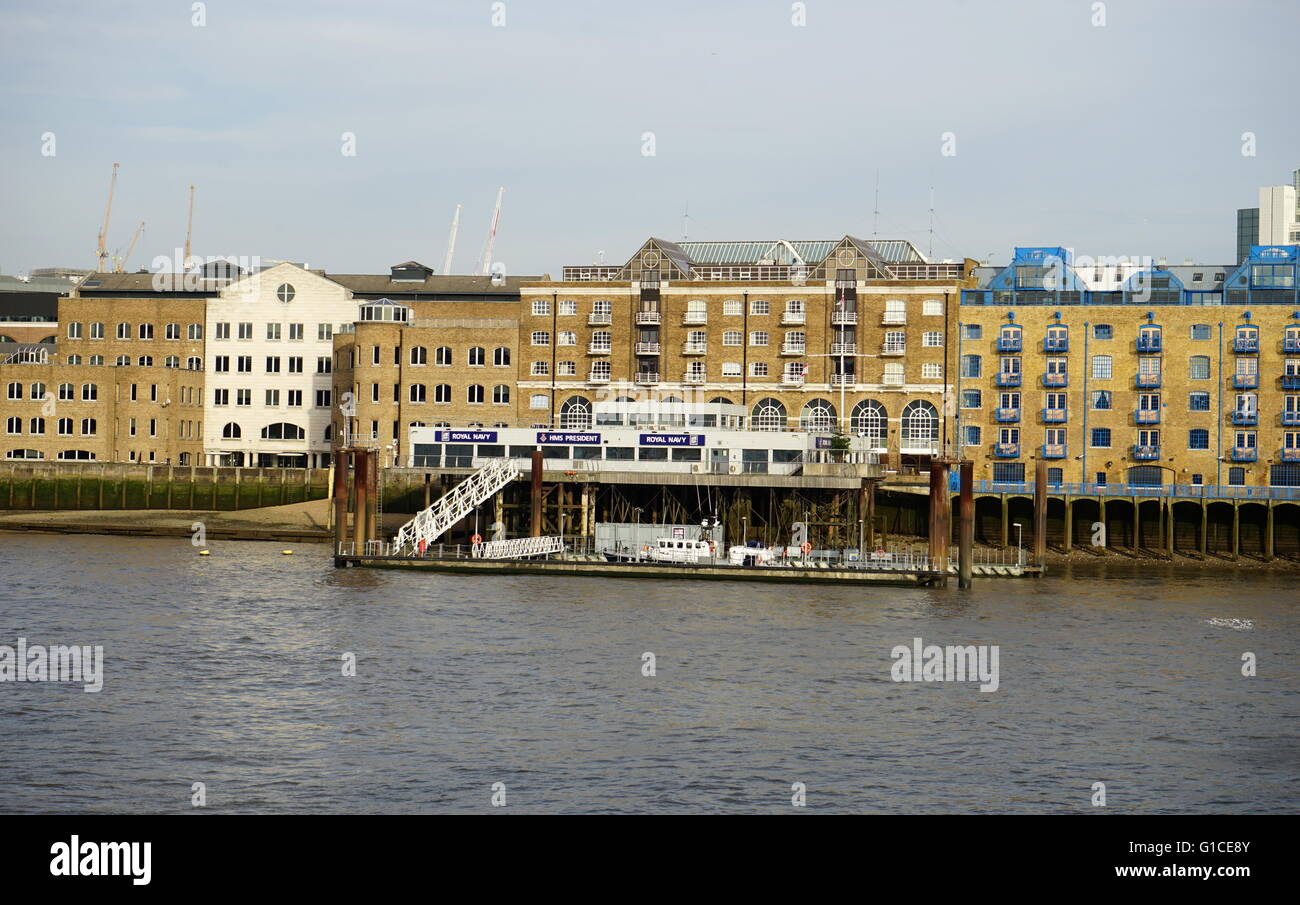 Skyline della riva nord del Tamigi, Londra. Datata 2015 Foto Stock