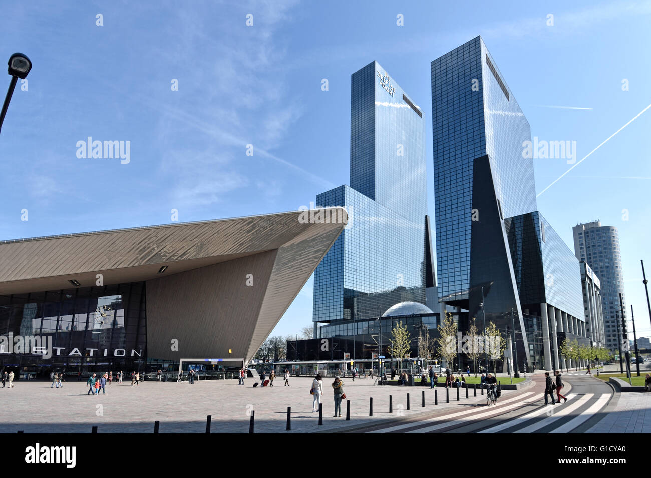 Rotterdam Centraal Station Weena Paesi Bassi ( Delftse Poort Nationale Nederlanden, RBS Royal Bank of Scotland, Unilever ) Foto Stock