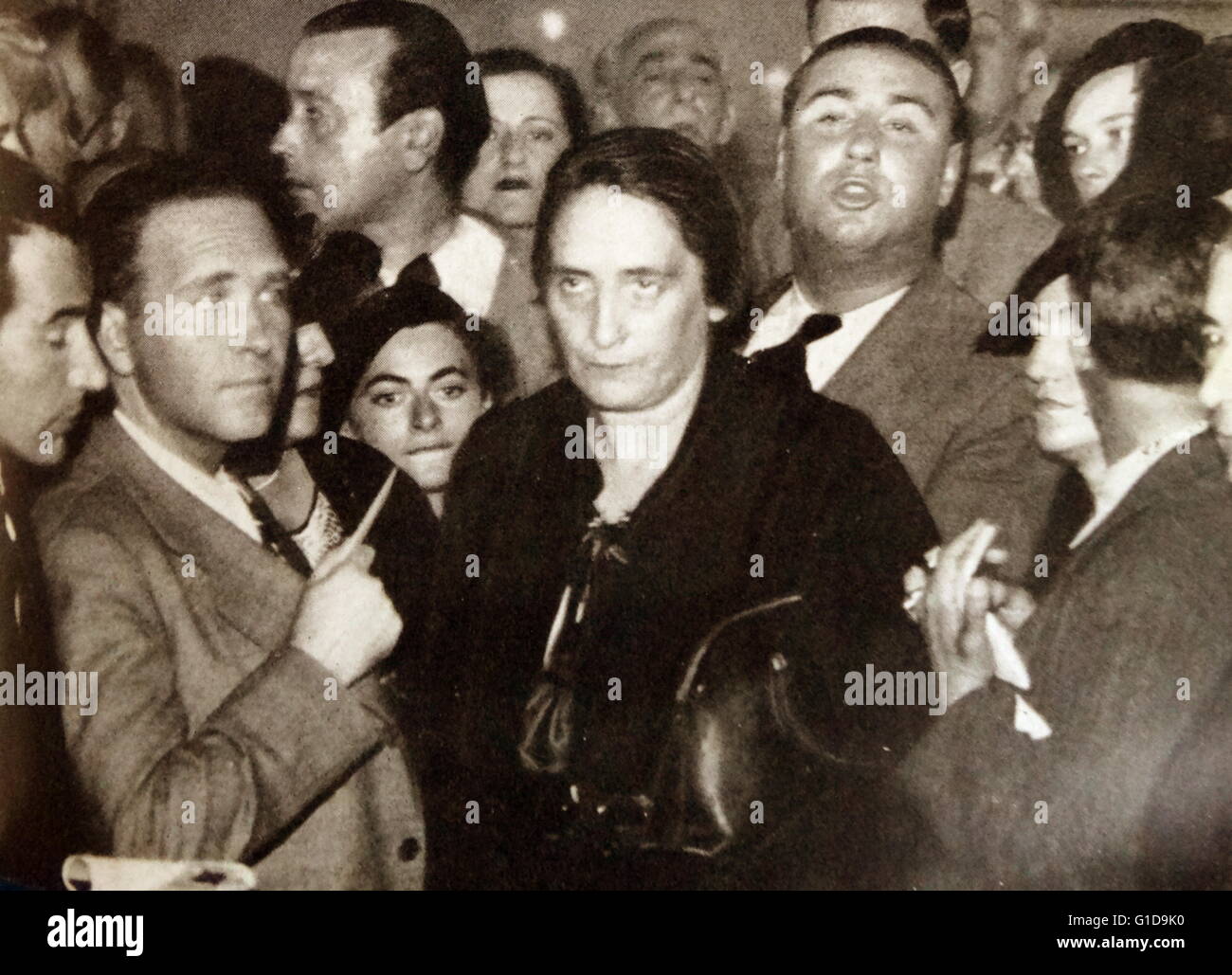 Isidora Dolores Ibarurri (1895 - 1989); nota come 'La Pasionaria' 'L' di Passiflora). Il repubblicano eroina della Guerra Civile Spagnola e comunista di origine basca. Foto Stock